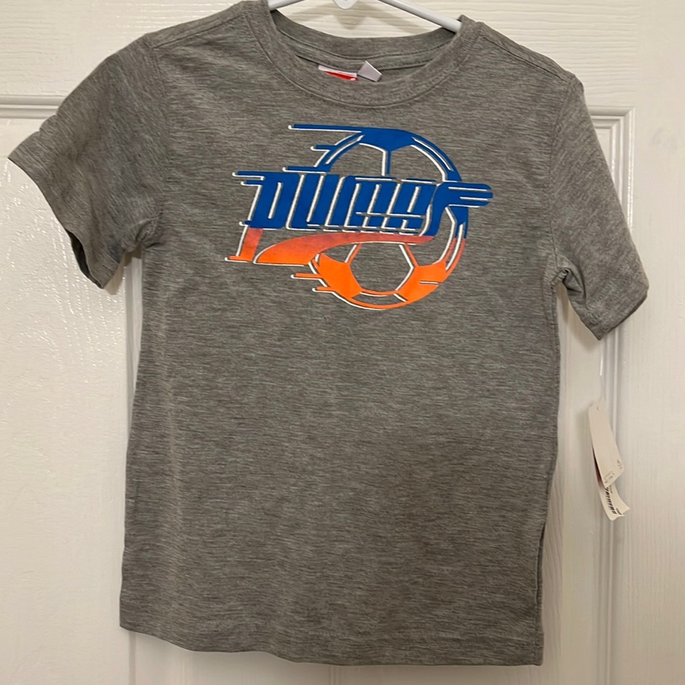 Puma boy grey T shirt Nwt 4T